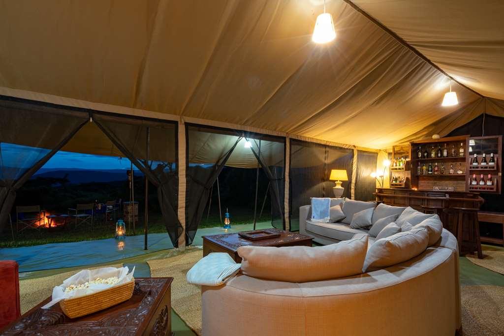 Karibu Camps And Lodges Lions Paw Ngorongoro Karatu Restoran fotoğraf